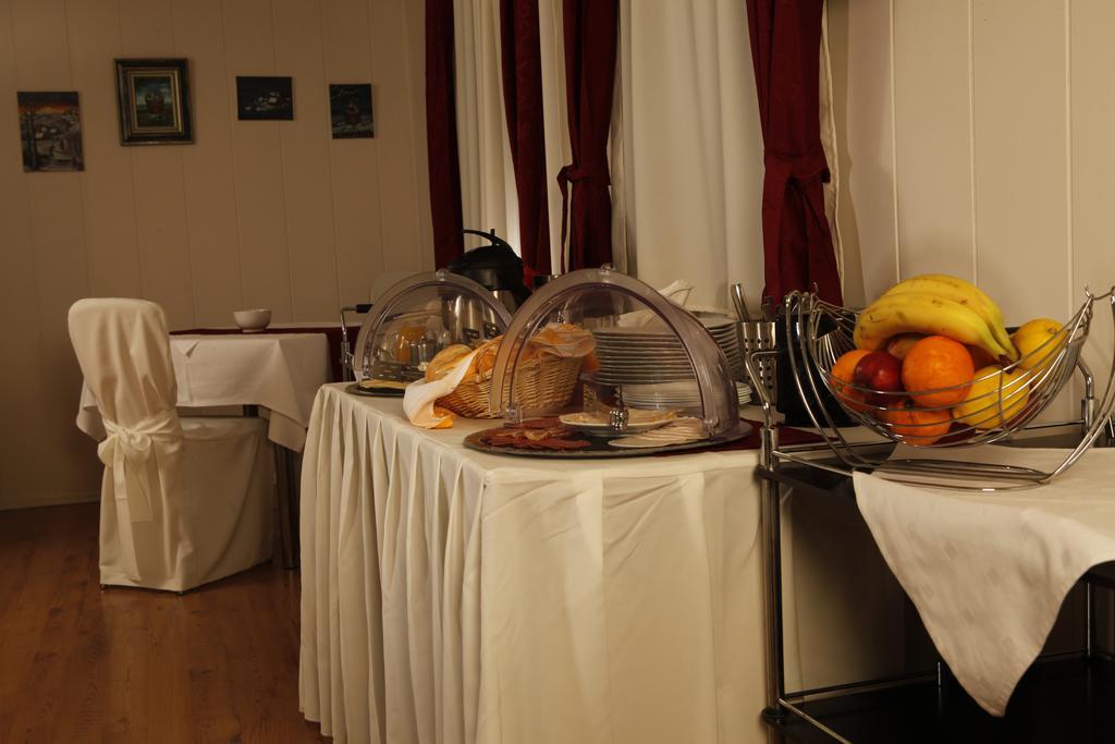 Guest House Vida Belgrado Buitenkant foto